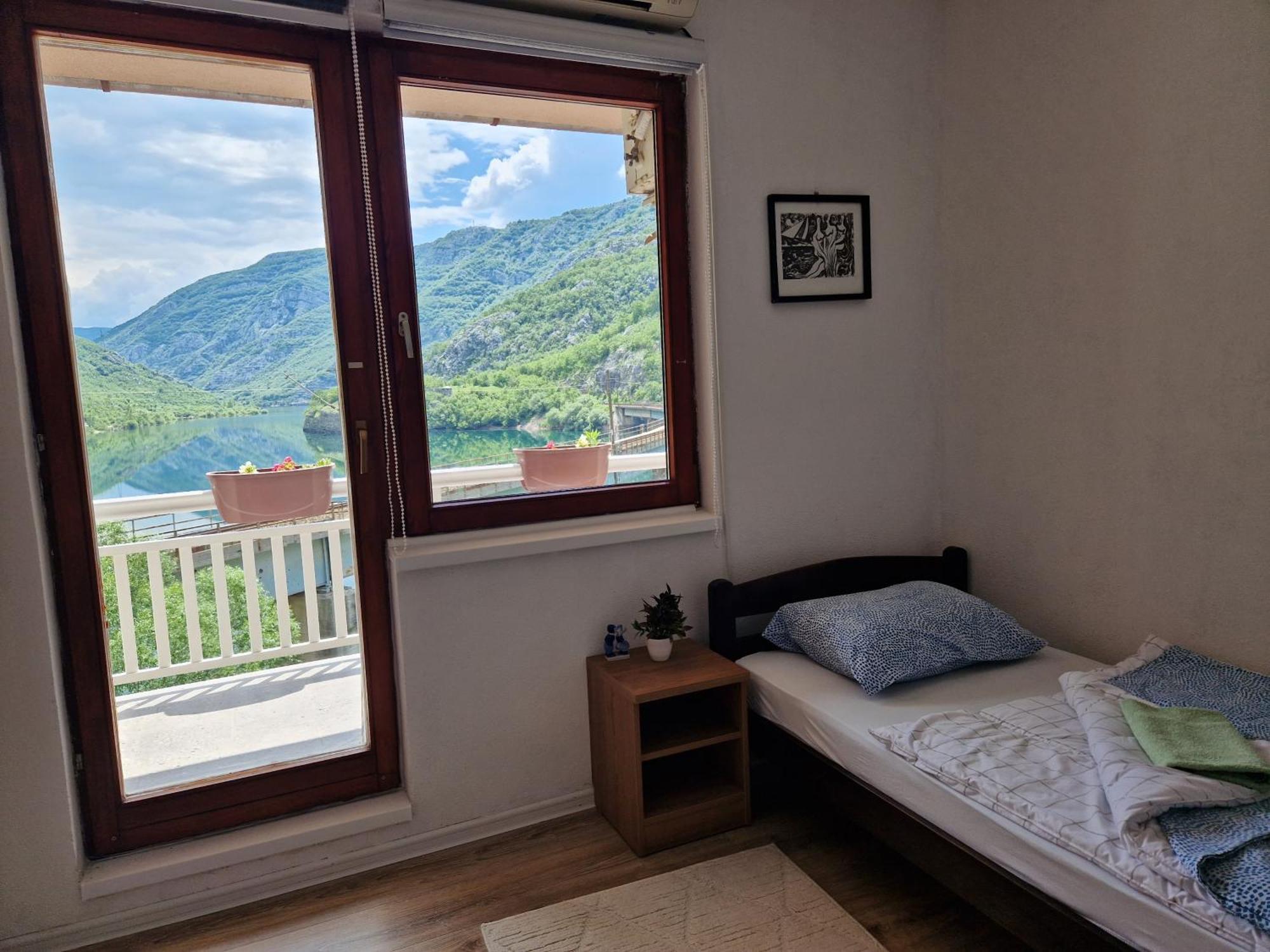 Visit Dreznica Villa Mostar Phòng bức ảnh